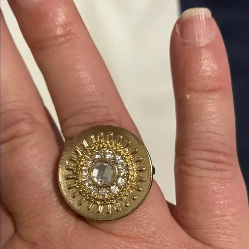 CIRCLE RING - Picture 2 of 4